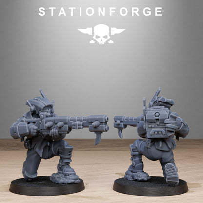 3D Printed Tarion Hunters x10 by StationForge Miniatures