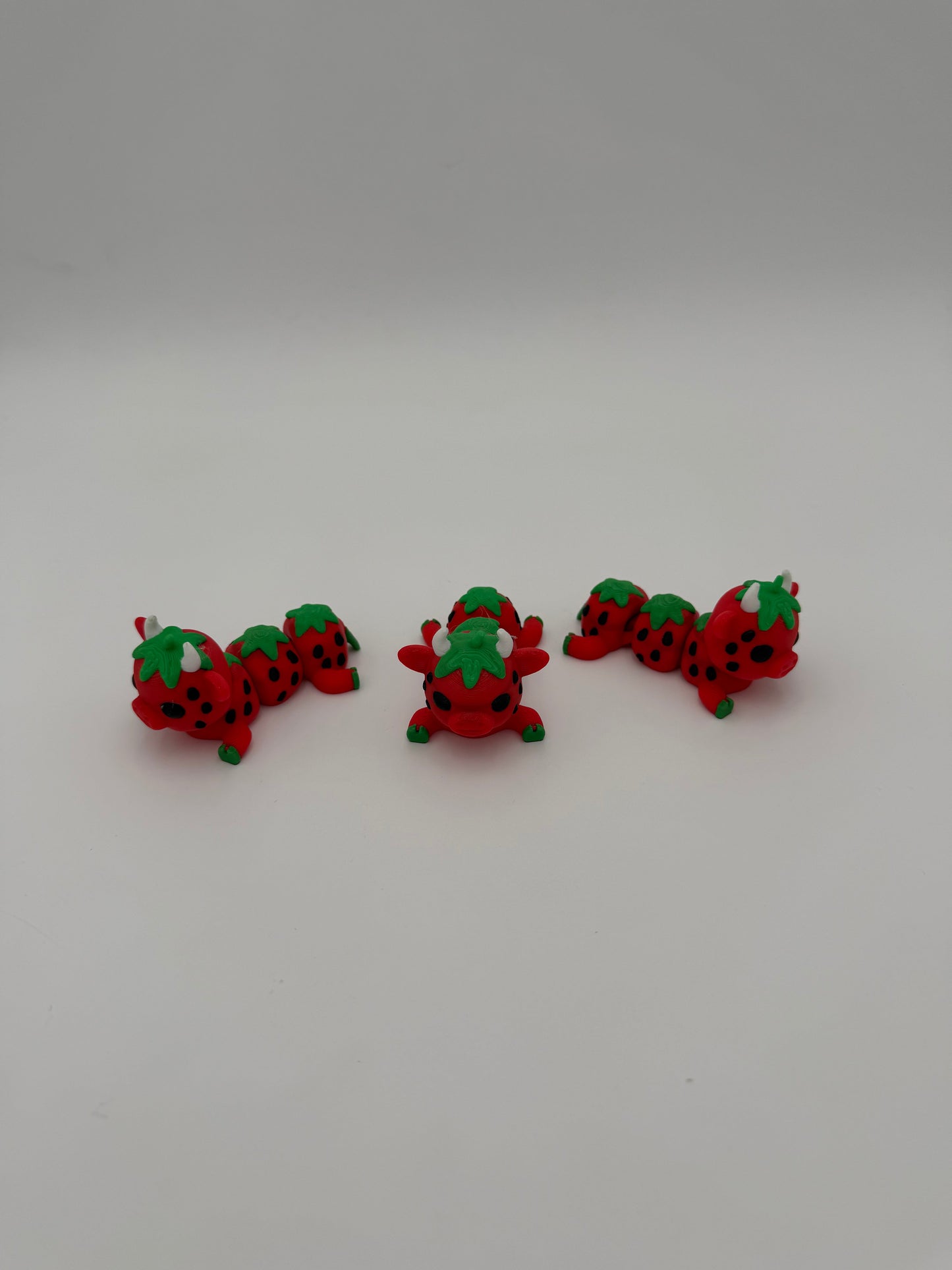 Mini Strawberry cow ￼